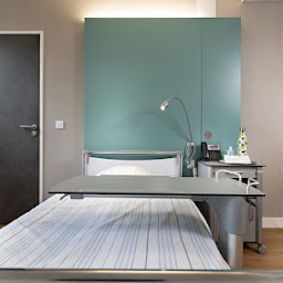 Photo n°8 de Dr Julien EVEN - Chirurgien othopédiste Paris : Sport, Hanche, Genou. à Paris (Médecin du sport)