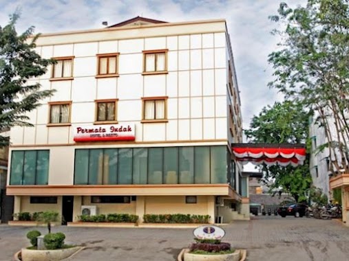 Hotel Permata Indah, Author: Guyonan Theater Club