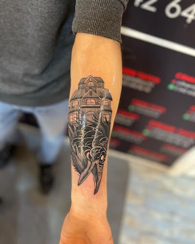 Cihan Tattoo 72 ( Bay Bayan Dövme Salonu )