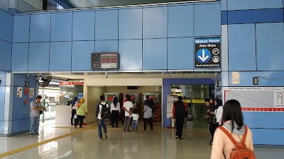 Photos of Juanda Station