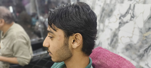 Side look post image