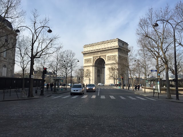 L'Arc Paris