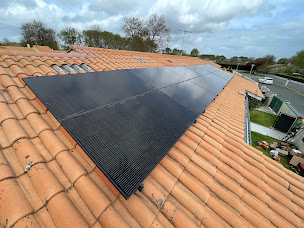 Photo n°7 de A.C.E ENERGIES à Saujon (Usine de panneaux solaires photovoltaïques)