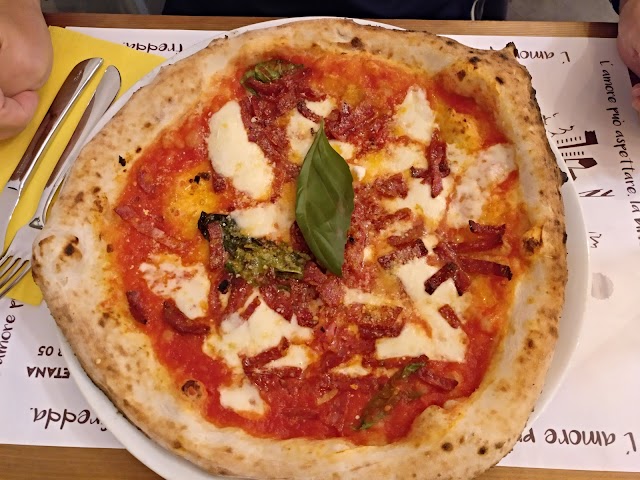 Pizzeria Da Emanuele Napolitana