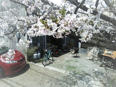 陶芸しみず春日工房