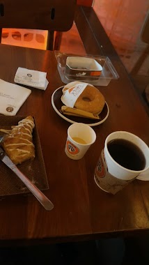 J.Co Donuts, Author: ade mardiah