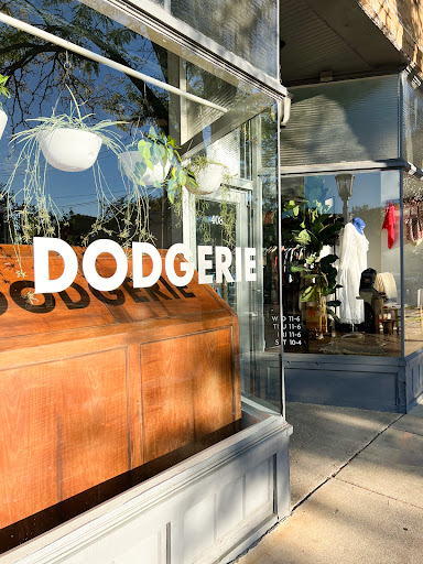 Dodgerie - Visual
