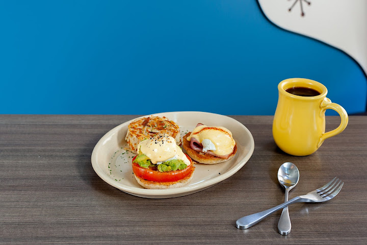 Snooze, an A.M. Eatery by null