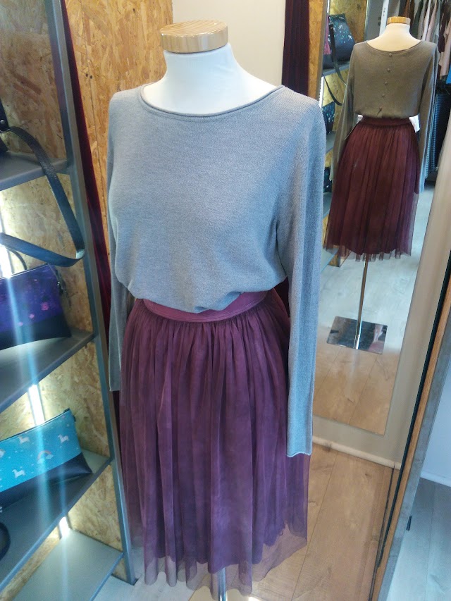 EME DRESSFERENT