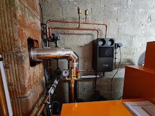 Photo n°12 de CLJ CLIM - Pompe à Chaleur - Photovoltaïque - Rénovation D' Ampleur & Isolation. à Montilly-sur-Noireau (Magasin de poêles à bois)