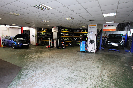 Tarleton Tyre Services - Visual