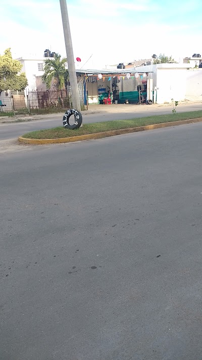 Photos of DOMINO'S IGUALA