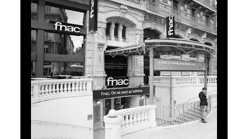FNAC Grenoble - Victor Hugo - Thumbnail