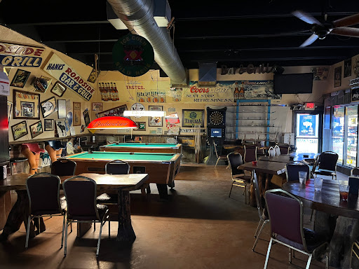 Hanks Roadside Bar and Grill - Thumbnail