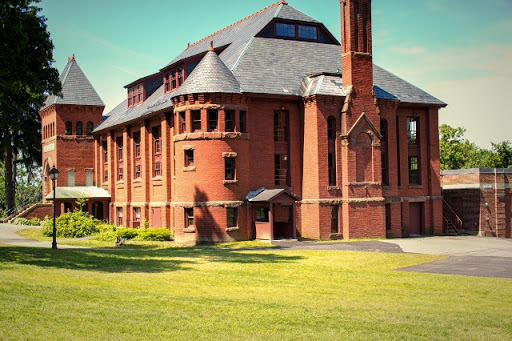 Tracy Student Center - Thumbnail