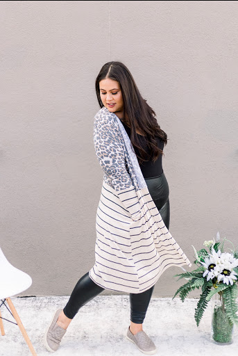 Black Fox Boutique - Thumbnail