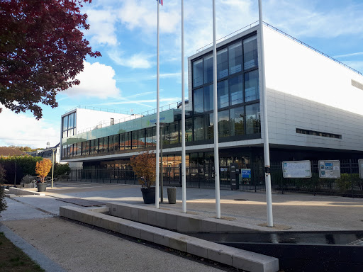Middle School of Sèvres - Thumbnail