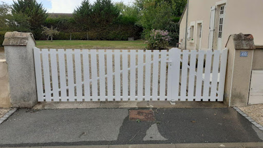 Photo de MENUISERIE NICOLAS BESNARD - Concessionnaire Renoval Vérandas et Pergolas- Expert SOMFY à Marolles-les-Braults (72260)