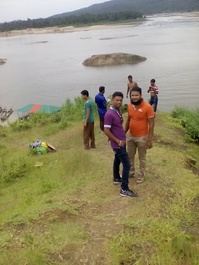 Photos of Tiloch Shibbati