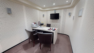Photo n°3 de Audioprothésiste EPAGNY Optical Center à Epagny Metz-Tessy (Magasin d'appareils auditifs)