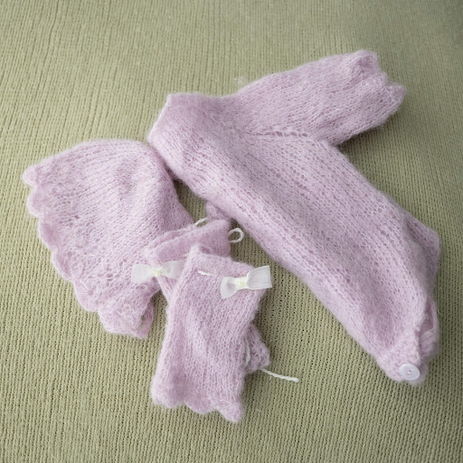 Tiny Knitwear - Visual