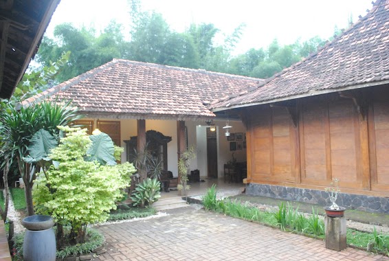 Rumah Unik, Author: Rumah Unik