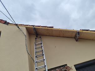 Photo n°13 de A2SR Couverture | Couvreur Château-Thierry | Couvreur Aisne (02) à Château-Thierry (Menuisier)