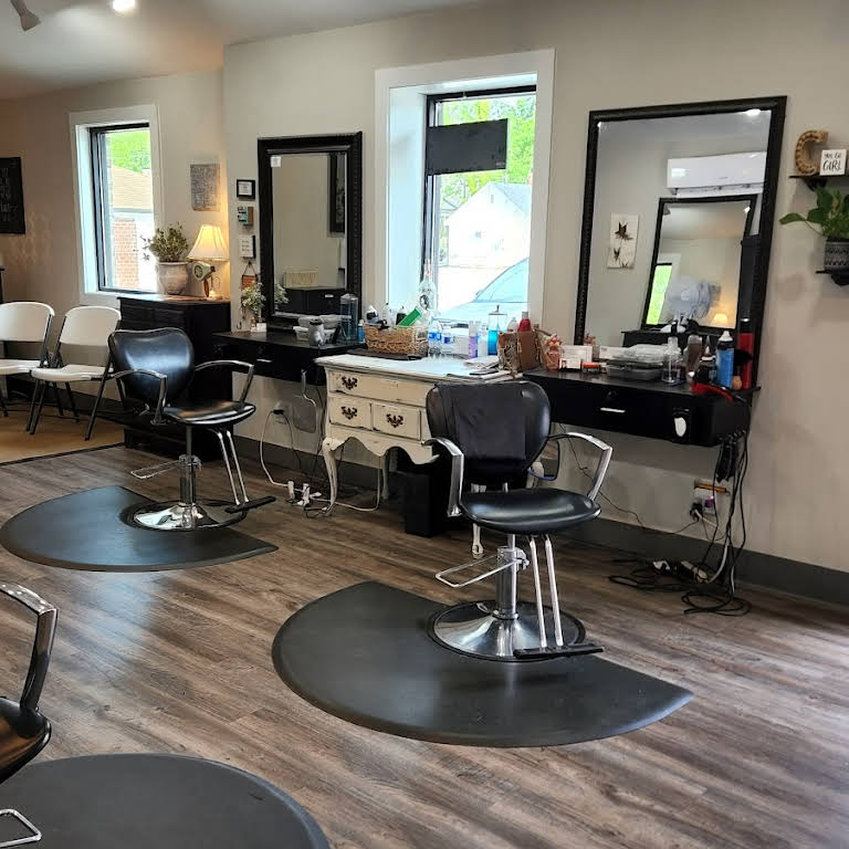 Hair We Are - Hair Salon in Hoschton