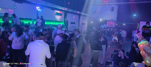 SALA WHITE HORSE