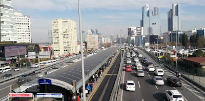 Mecidiyeköy Metrobüs