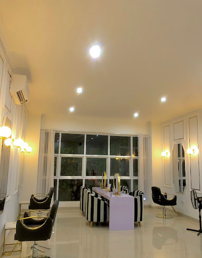 BOS HAIRDESIGN & BEAUTY PEMALANG