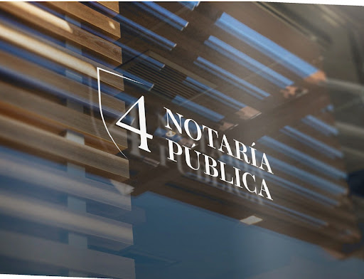 Notaría Pública No. 4