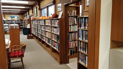 Cannon Beach Library