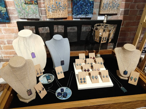 River Roads Artisans Gallery - Thumbnail