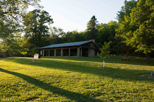 Chambers Grove - Visual
