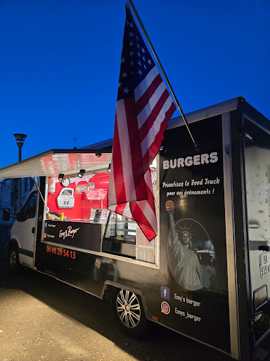 Photo 4 - Emy's burger