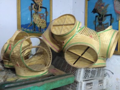 Photos of kios buah sederhana