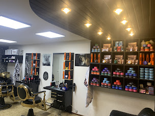 Photo n°27 de HAN COIFFEUR à Port-de-Bouc (Salon de coiffure)