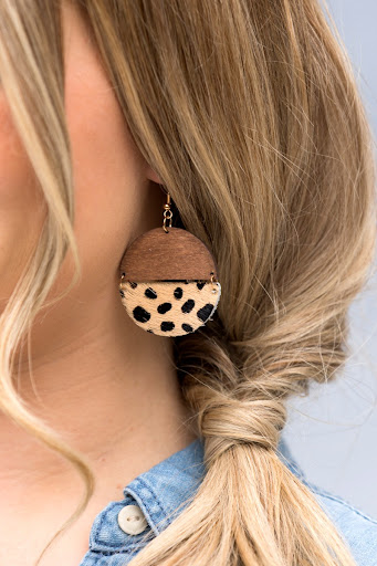 Salty Pine Boutique Gallery - United States