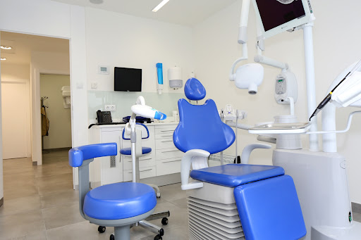 Centre Dental Milenium Maragall Gallery - Spain