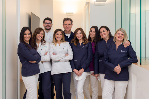 Centro Med | Antonio Manni Studio Dentistico Logo