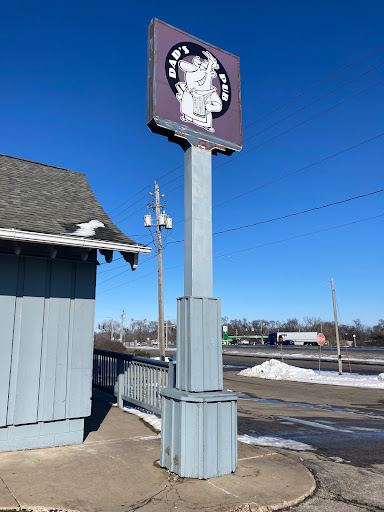 Dad's Pub - Visual