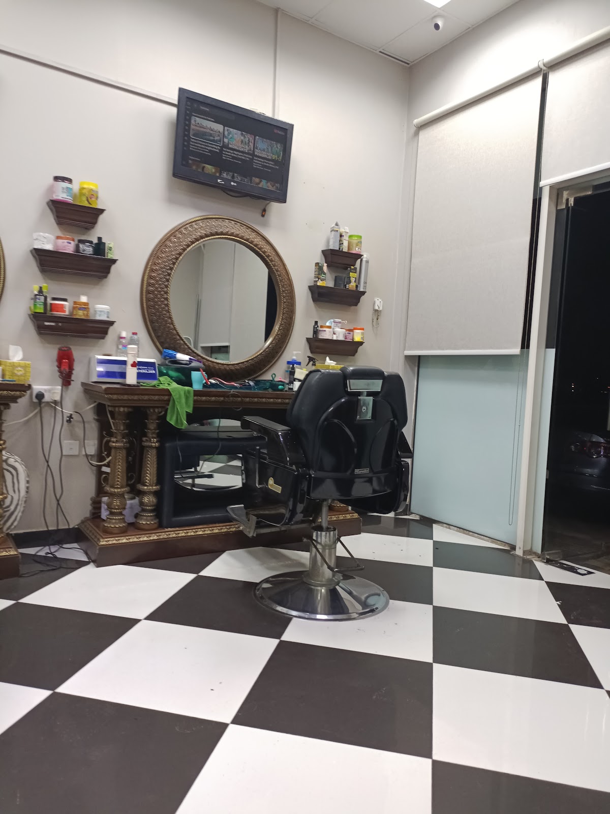 صالون ازمير - صورة 2