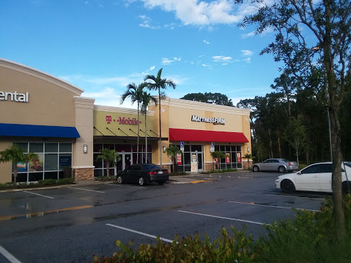 Mattress Firm Clearance Center South Stuart - Thumbnail