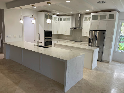 ManfredoDesigns LLC - Visual