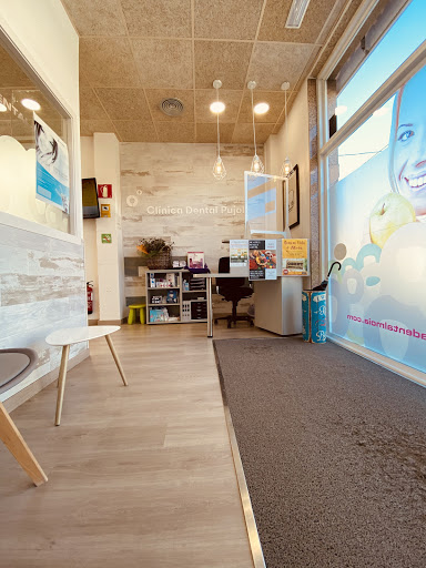 Clínica Dental Pujol