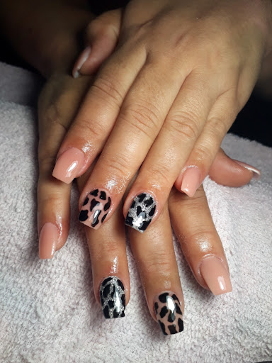 ZaayNails - Visual