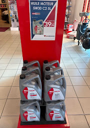 Photo n°3 de Autodistribution Normandie Maine à La Ferté Macé (Magasin d'accessoires pour poids lourds)