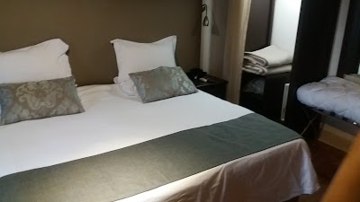 Photos of Oakhurst Hotel