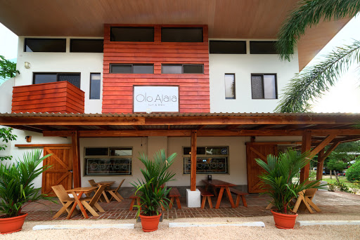 Olo Alaia Surf & Brew